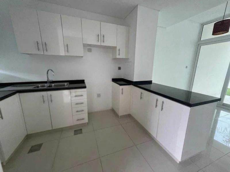 3-Bedroom Corner Townhouse | Vardon Cluster | For Sale | 1600 sqft