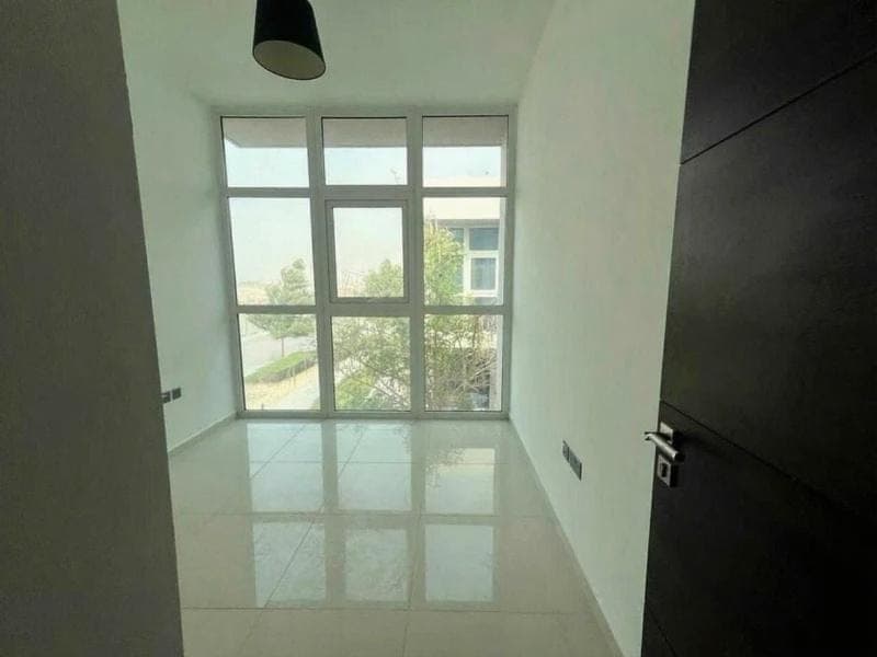 3-Bedroom Corner Townhouse | Vardon Cluster | For Sale | 1600 sqft